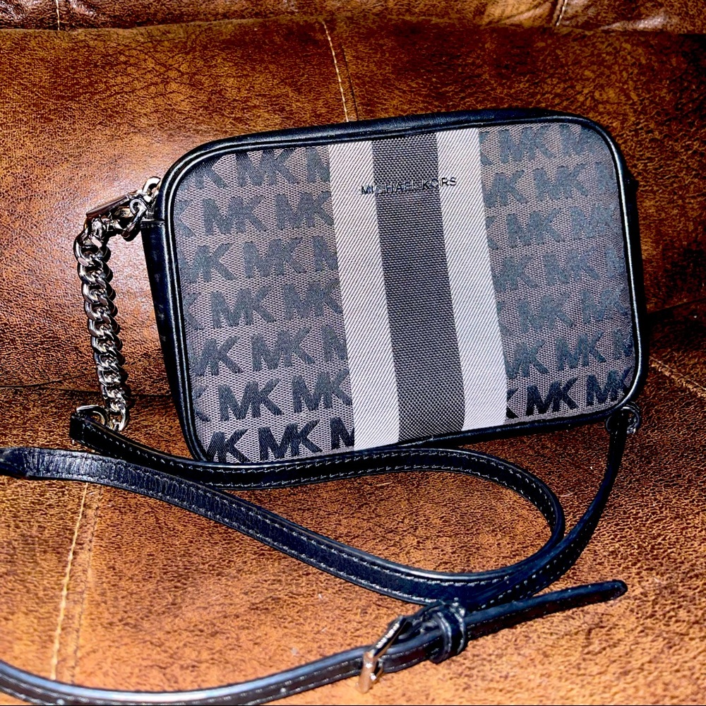 Michael Kors crossbody